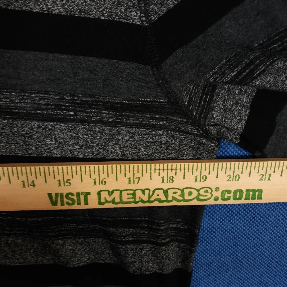 Banana Republic Shirt Mens Medium Henley Pullover Cotton Striped Black Gray